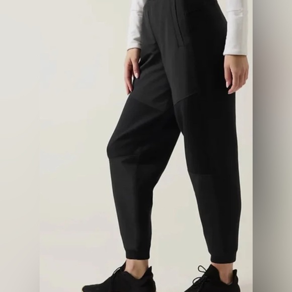 NWT Athleta Get Set Hybrid Jogger - Picture 2 of 4